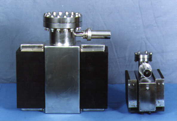Triode Sputter Ion Pumps