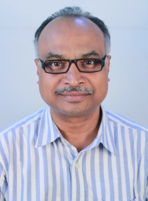 डॉ. शांतनु दास;